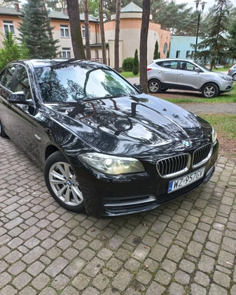 BMW Seria 5 cena 69000 przebieg: 261000, rok produkcji 2014 z Błonie małe 106